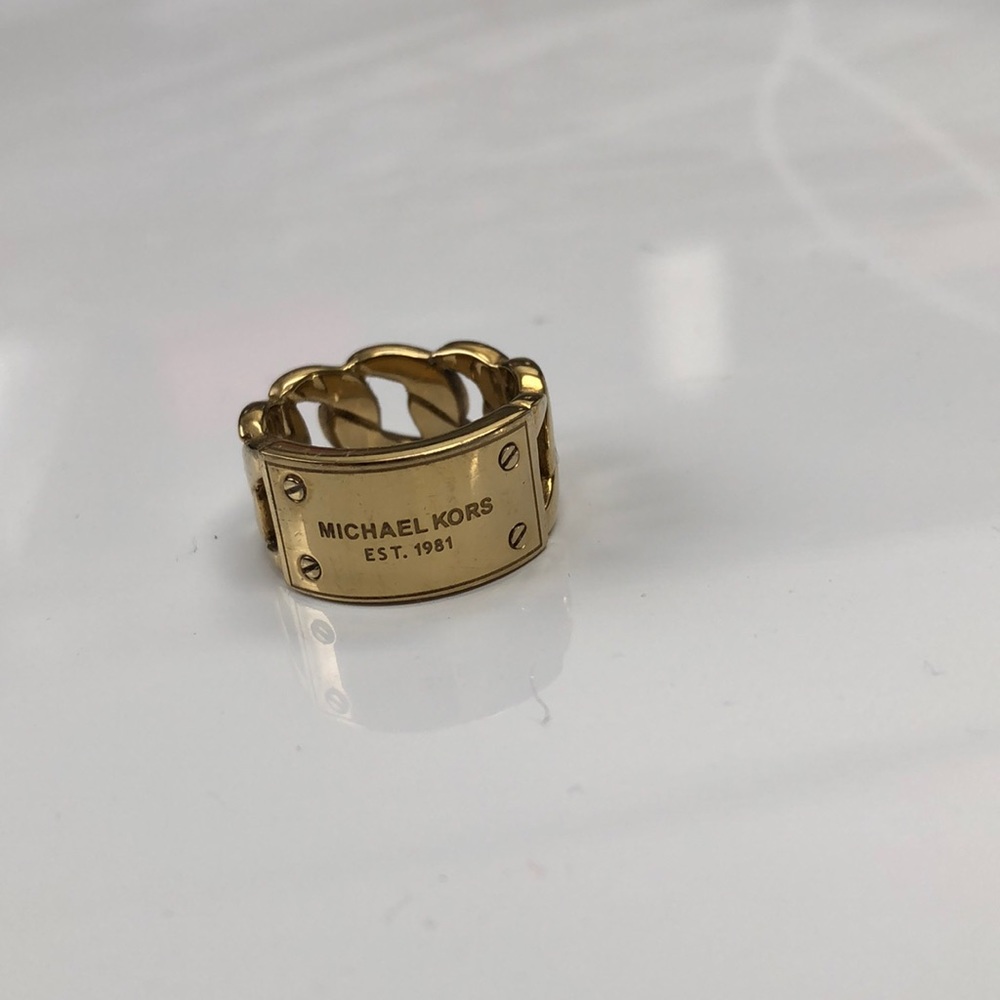 Michael Kors Womens Ring Size 7